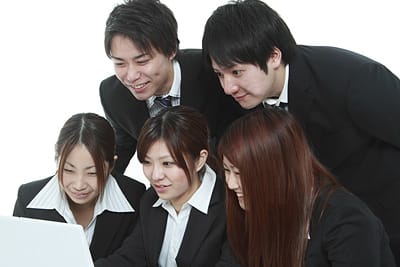 採用情報